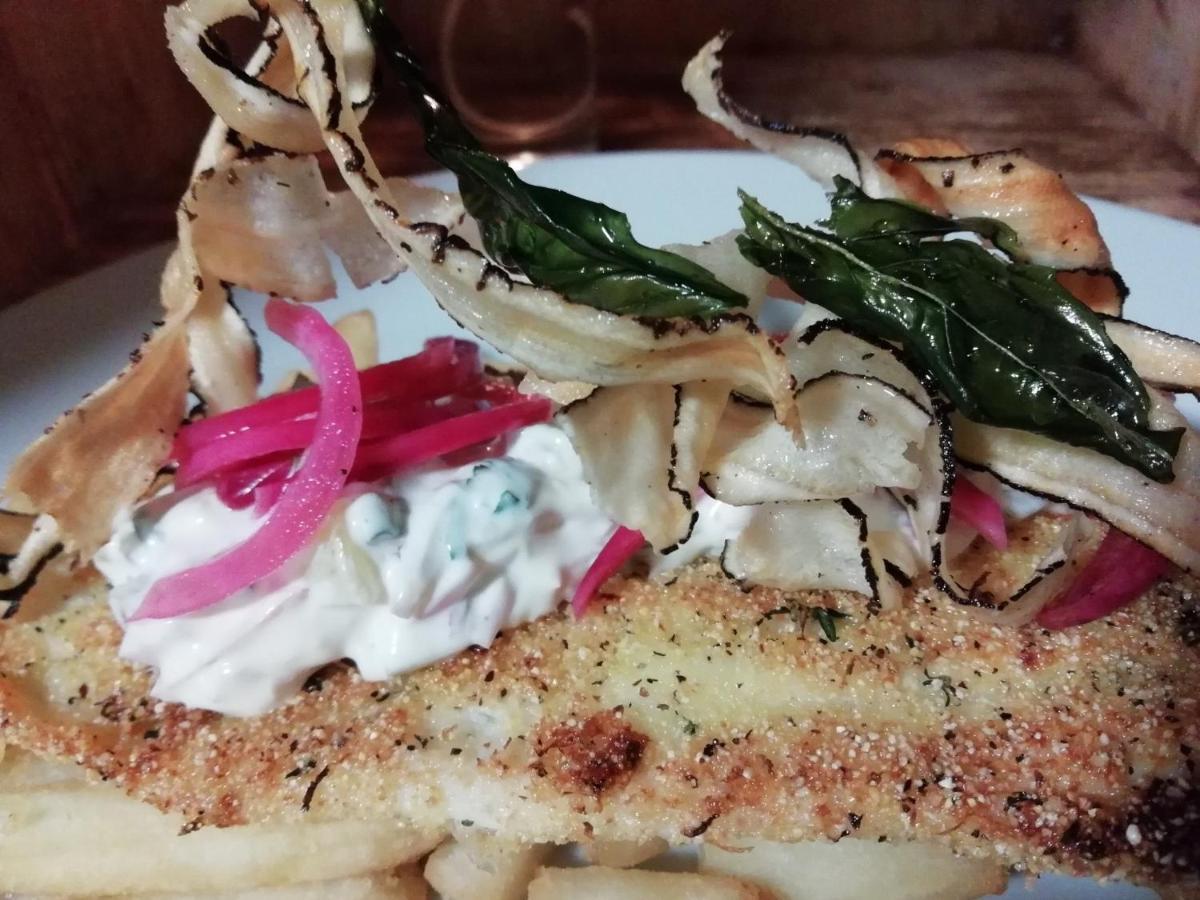 Masons Arms 호텔 Montacute 외부 사진